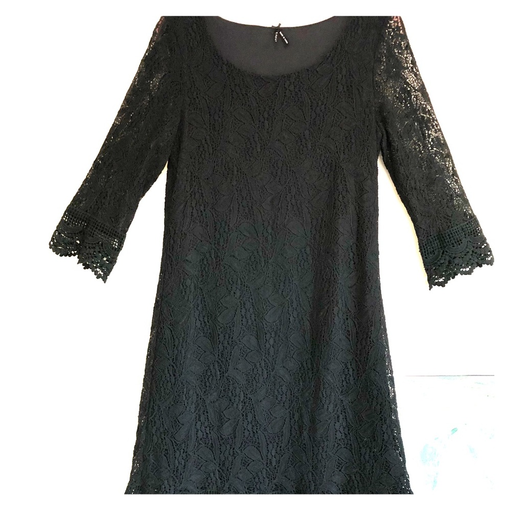 Black Lace Fully Lined 3/4 Sleeve Stretchy Dress Sz M/L